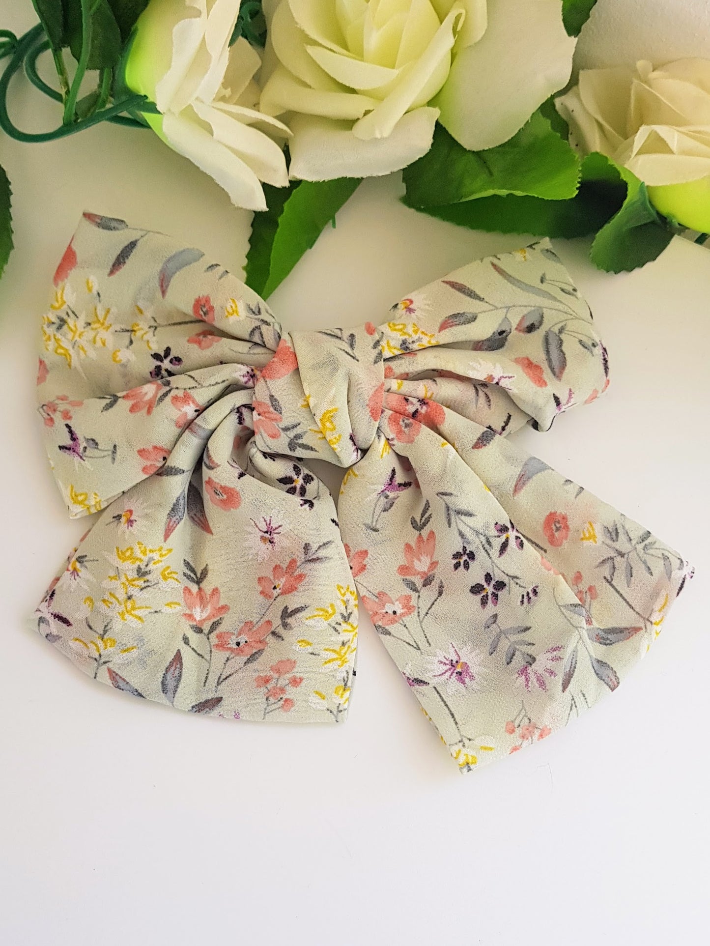 Floral Bows- Light Green